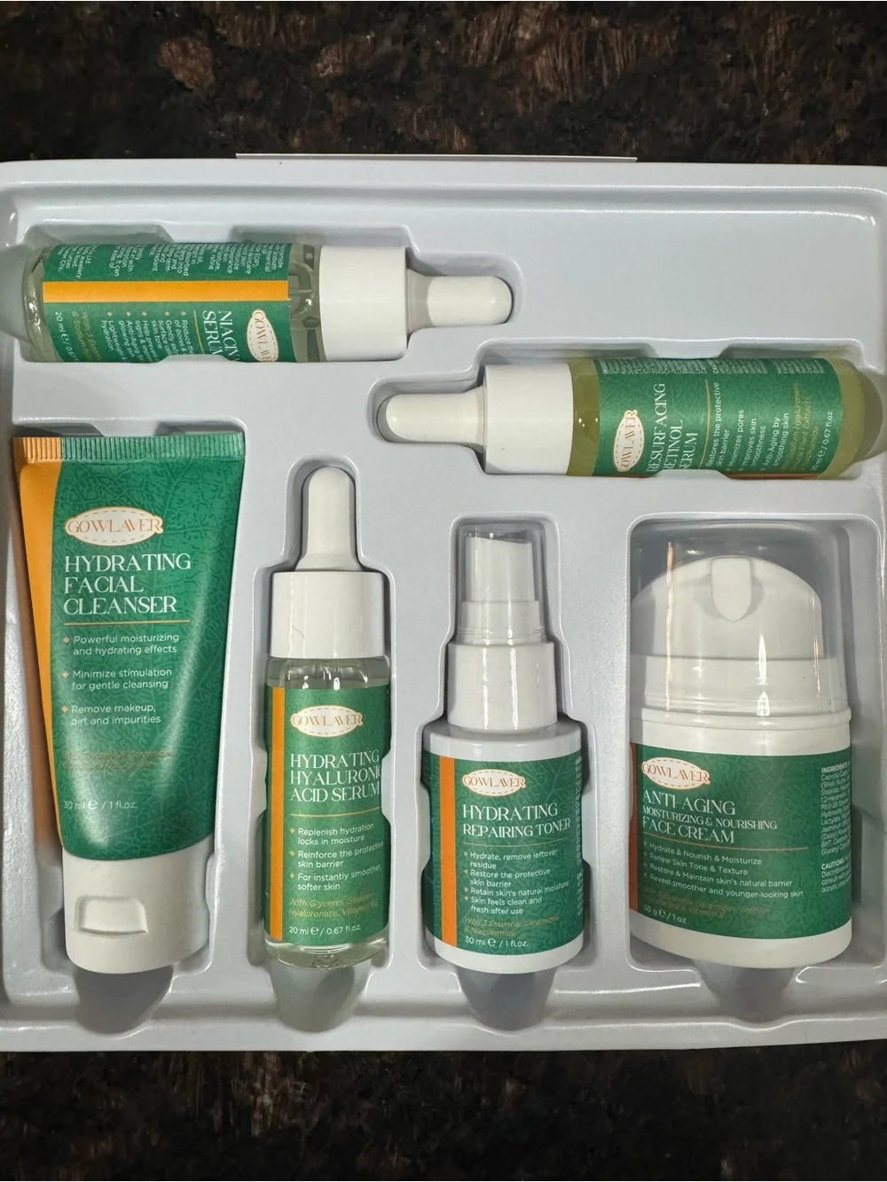 Hydrating Green Skin Care Kit - Cleanser & Exfoliant for Women